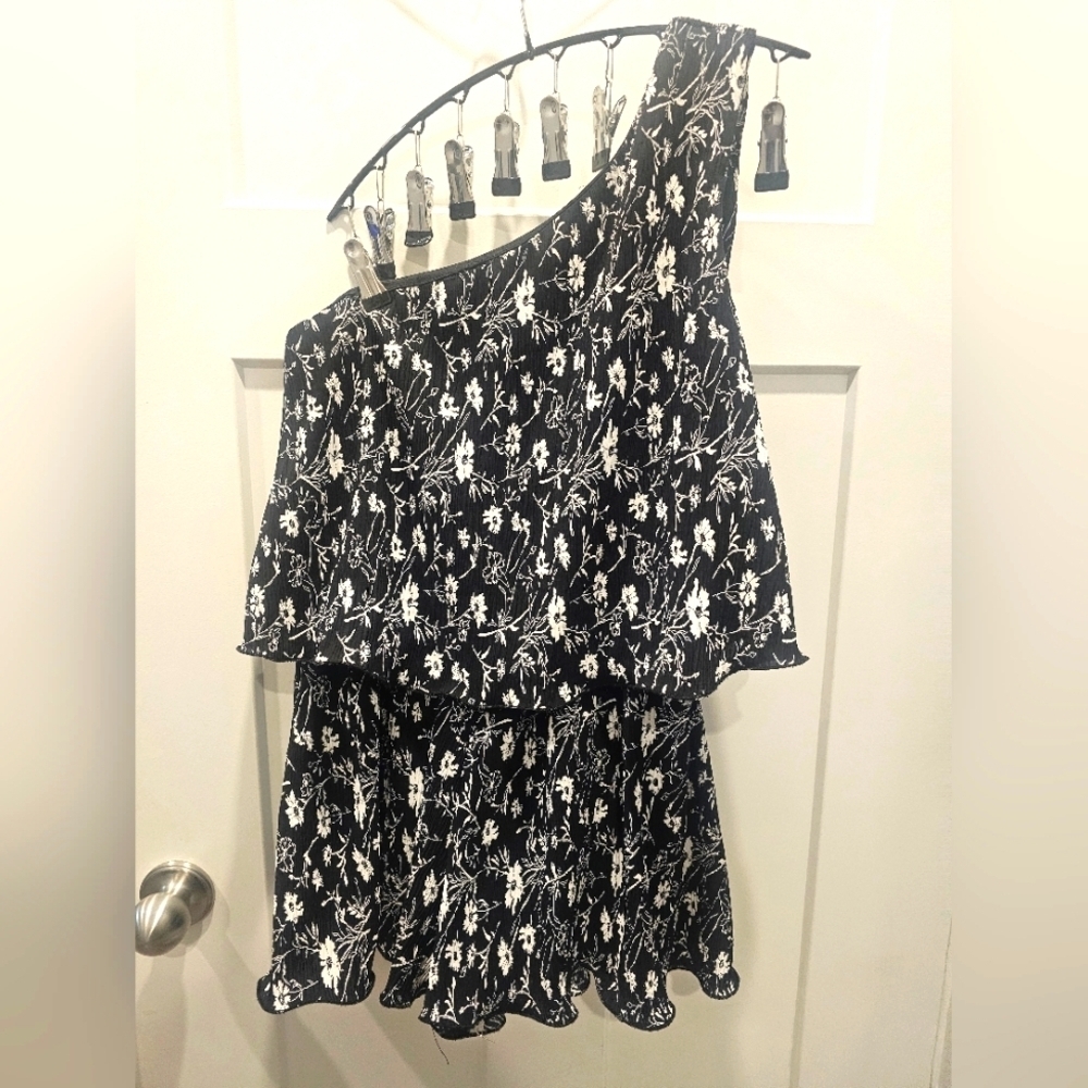 Fashion Nova One Shoulder Floral Ruffle Mini Dress Size M